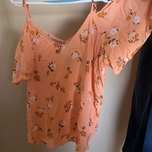 PEACH FLORAL COLD SHOULDER TOP